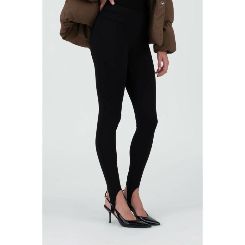 Stirrup Pants Effortless Black 80's Vintage Mall-Wear Messy Hair Don't Care Look